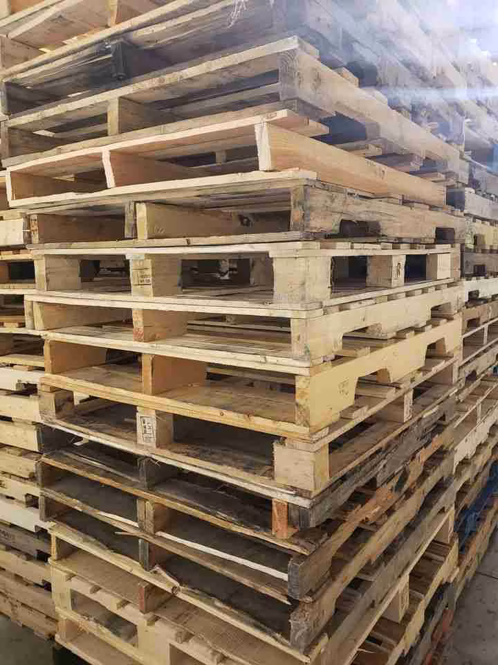 Grade B Wooden Pallets