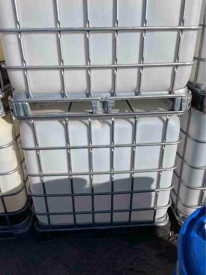 330 Gallon - Triple Rinsed IBC Tanks - Little Rock, AR 72209