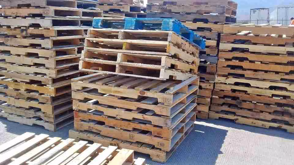 Grade A 48 x 40 GMA Wooden Pallets in Brockton MA 02301