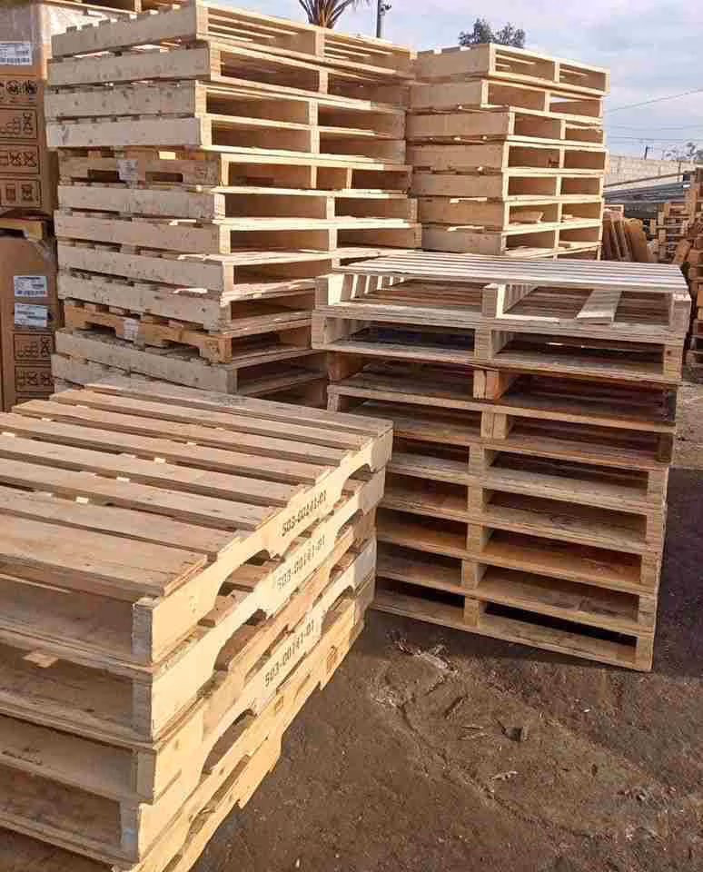 2-away & 4-way Shipping Pallets - Winston-Salem, North Carolina