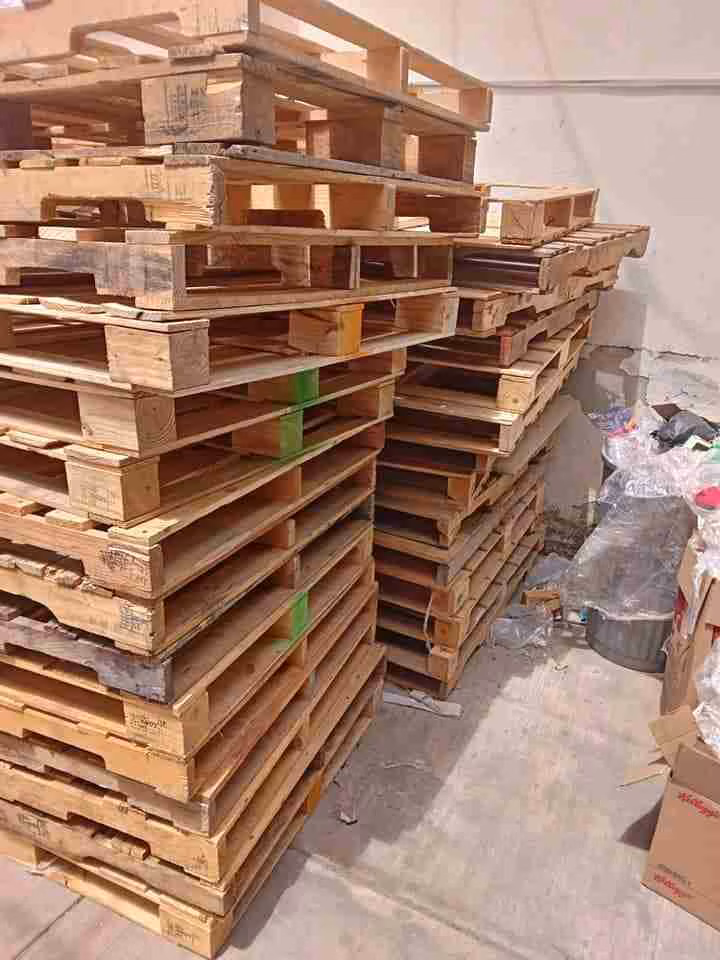 Grade B 48" x 40" Wooden Pallets in Edmond, OK 73013
